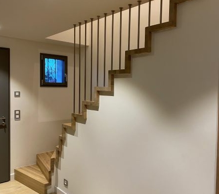 escalier-contremarches-béton